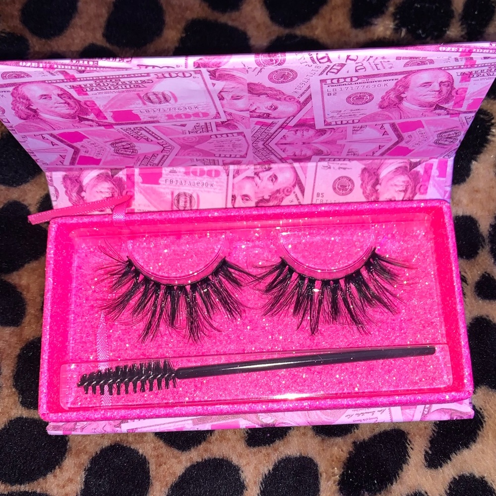 Mink lashes